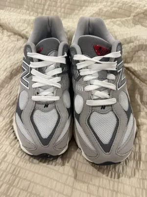 9060 New Balance Sneakers thumbnail 2