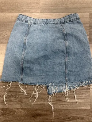 Aeropostale Womens Blue Denim Mini Wrap Skirt Pockets Frayed Hem Size 6 thumbnail 8