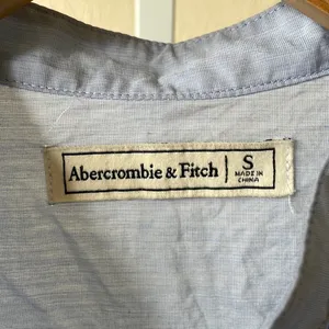 Abercrombie & Fitch poplin cotton eyelet top thumbnail 5