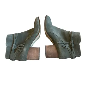 Violet & Red Jenna Leather Ankle Booties Suede Heeled Boots Size 9.5 Women's thumbnail 9