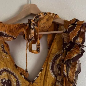 Anthropologie Love the Label Adrienne Gold Yellow Ruffled Boho Maxi Dress Medium thumbnail 4
