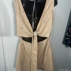Avec Les Filles' Tan Sleeveless Faux Leather Romper Size Large NWT thumbnail 6