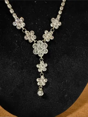 Vintage Dainty rhinestone flower necklace thumbnail 2