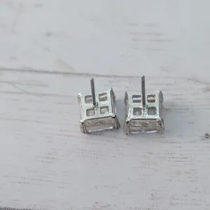 Vintage Stud Earrings Clear Square Gem 3/8" Silver thumbnail 7