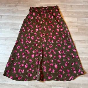 Halogen Floral Slit Midi Skirt thumbnail 1