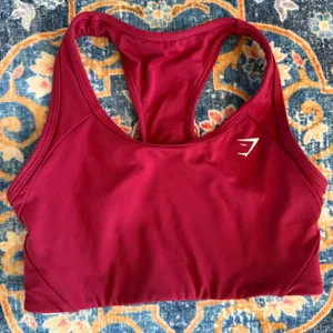 245 Gymshark Razer Back Burgundy Sports Bra Small thumbnail 2