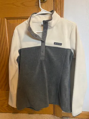 Columbia Pullover thumbnail 1