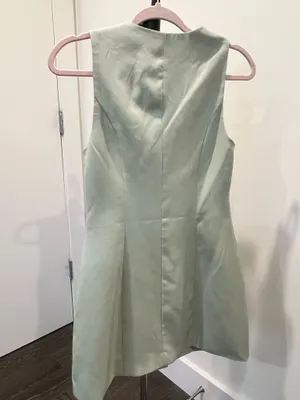 Mint Green V thumbnail 3