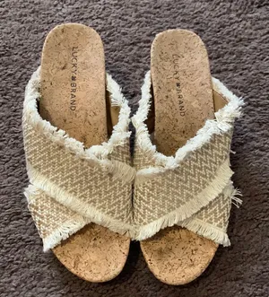 Lucky Brand Beige wedge thumbnail 1