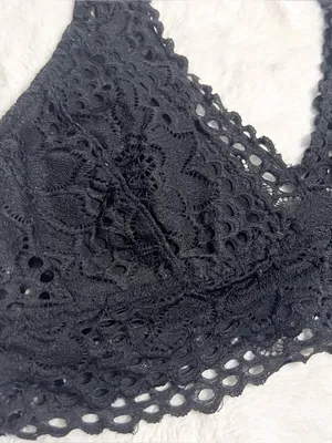 True Black Floral Lace Bralette Wireless Comfort Bra Size Medium thumbnail 4