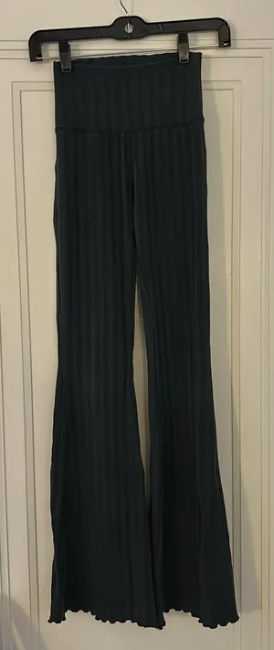 Aerie Offline Leggings Flare thumbnail 1