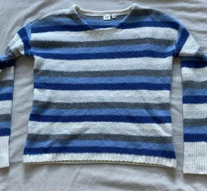 Gap Stripe‎ Sweater thumbnail 1