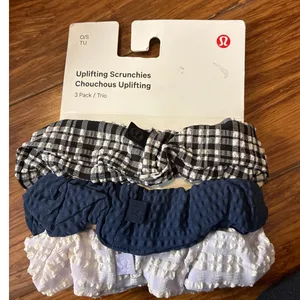 Lululemon Uplifting Scrunchies 3 Pack Hair Ties Gingham/Plaid thumbnail 1
