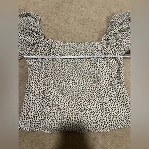 Abercrombie Leopard Print Puff Sleeve Top thumbnail 3