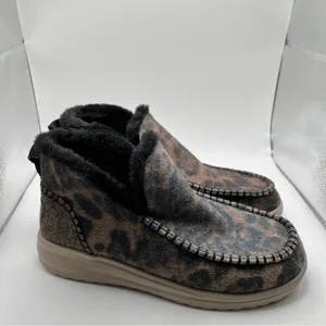 Hey Dude Denny Leo Beige Shoes Size 9 women’s ankle boots thumbnail 4