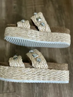 Steve Madden Platform Gemstone Sandals Jewel Embellished Size 7 thumbnail 9