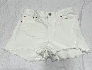 Levis High Rise White Shorts thumbnail 1