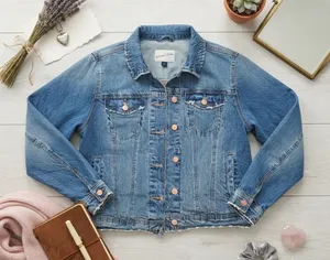 Universal Thread Womens Medium Wash Distressed Denim‎ Jacket Rose Gold Buttons M thumbnail 1