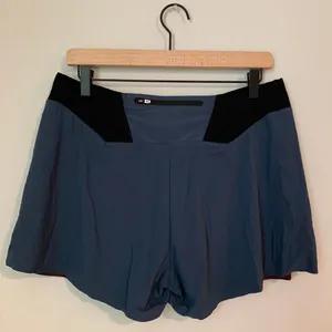 ON Cloud Running Shorts Size Large thumbnail 2