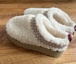 Slipper shoes White Size 8 thumbnail 1
