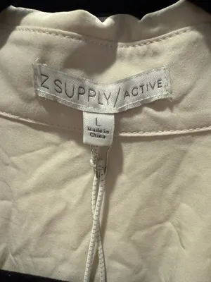 Z Supply Active Game Match Nylon Shirt Size L Cream thumbnail 3