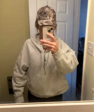 Lululemon Grey Scuba thumbnail 1