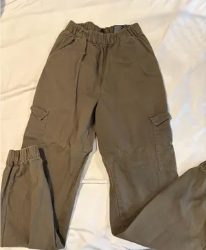 H&M Cargo Pants Green thumbnail 1