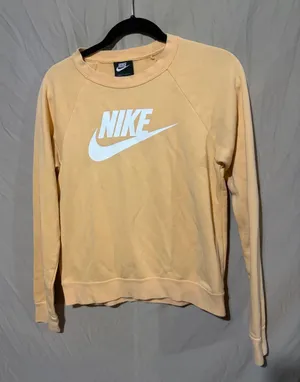 Nike crewneck thumbnail 1
