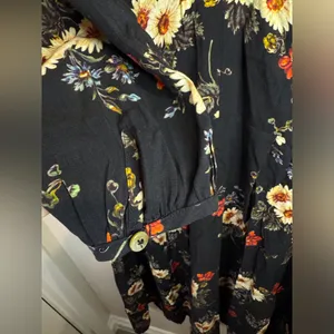 The Odells x Anthropologie Black Floral‎ Print Rayon V-neck Midi Dress Size M thumbnail 7