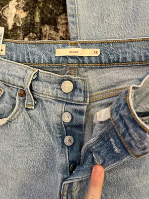 Levi’s High-Rise Jeans Wedgie thumbnail 2