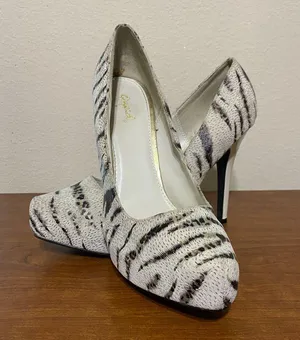 Qupid Beige Leopard Print High Heel thumbnail 3