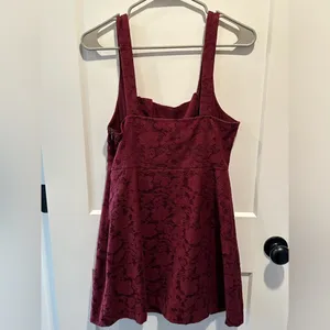 Urban Outfitters Hallie Embroidered Floral Square Neck Button Mini‎ Dress Size 8 thumbnail 2