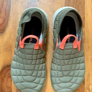 Merrell Hut Moccasin Loafer thumbnail 3