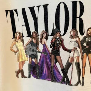 Taylor Swift Midnight Eras Tour Graphic Sweatshirt Size XL White thumbnail 4