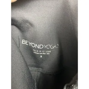 Beyond Yoga Black Hip‎ Cutout Athletic Workout Pull On Leggings Size S thumbnail 7