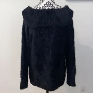 LOFT Women’s Soft Off The Shoulder Sweater Size Medium thumbnail 5