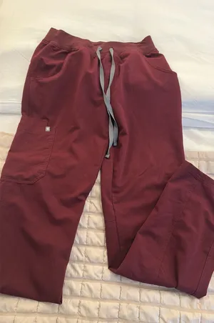 FIGS Scrub Pants thumbnail 1