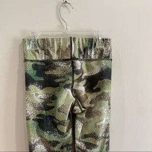 Terez Womens Metallic Green Camo Leggings Small Activewear Yoga Pants Camouflage thumbnail 7