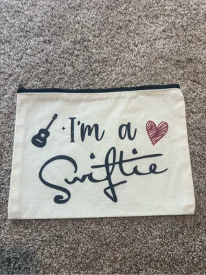 Taylor Swift I'm a Swift Makeup Bag or Pencil Bag thumbnail 4