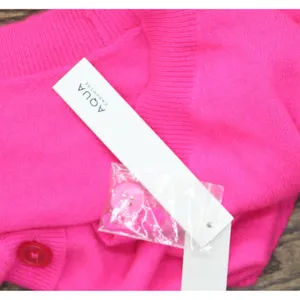 NWT Aqua Womens Front Button Cashmere V-Neck Cardigan Sweater V10337 Neon Pink M thumbnail 11