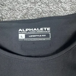Alphalete Lifestyle Fit Long Sleeve Women's Large Black thumbnail 2
