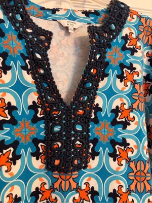 Crown & Ivy Teal Navy Orange Medallion Crochet Trim V-neck 3/4 Sleeve Blouse XL thumbnail 3