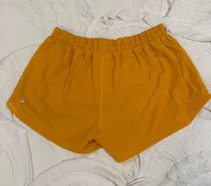 Lululemon Hotty Hot shorts 4” thumbnail 2