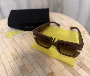 Quay Australia Notorious Oversized Square Sunglasses Chocolate Brown Gold thumbnail 1