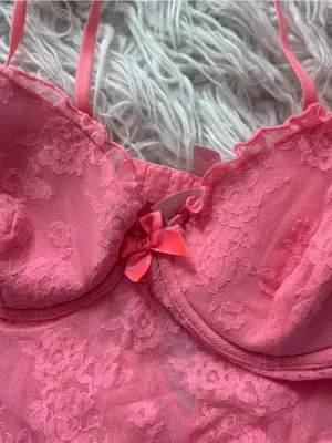 Victoria’s Secret Pink Lace Ruffle Bustle Teddy Bodysuit 36C thumbnail 2