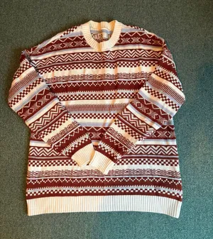 Sweater thumbnail 1