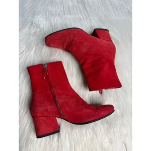 Dorateymur Red Suede Sybil Ankle Boots thumbnail 5