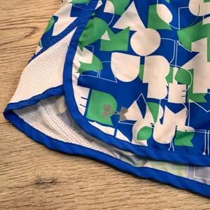 Under Armour Women's‎ Running Shorts Size Large L Blue Green White Graphic Lined thumbnail 3