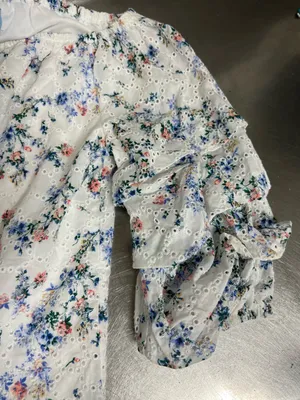 CeCe White Floral Eyelet Off Shoulder Ruffle Puff Sleeve Blouse - Medium - EUC thumbnail 3