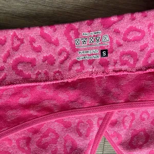 Pink Leopard Print Halter Sports Bra thumbnail 4